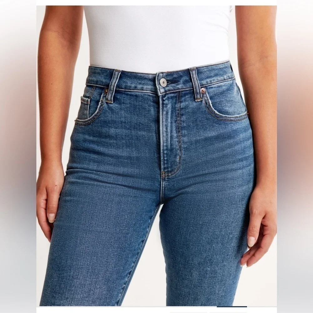 Abercrombie Curve Love High Rise Super Skinny Ankle Jean MEDIUM DESTROY, 31 LONG - Picture 7 of 16